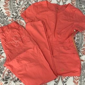 Jaanuu scrubs